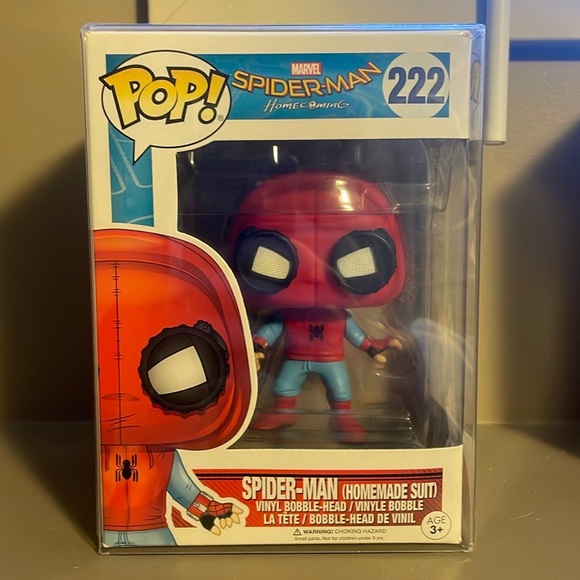 Spider-Man Funko Pop #222 Homecoming - Picture 1 of 2